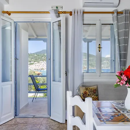 Anesis 1 * Panormos (Skopelos)